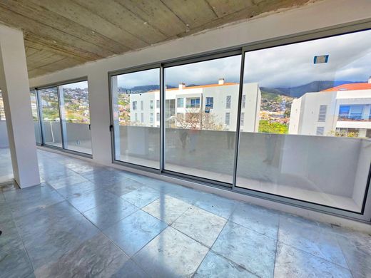 Office in Santo António, Funchal