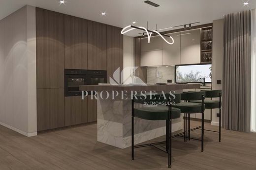 Apartment / Etagenwohnung in Funchal, Madeira