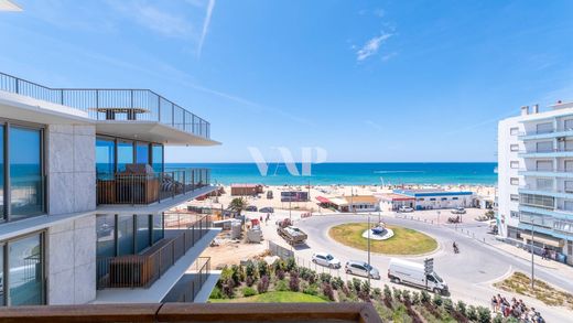 Piso / Apartamento en Armação de Pêra, Silves