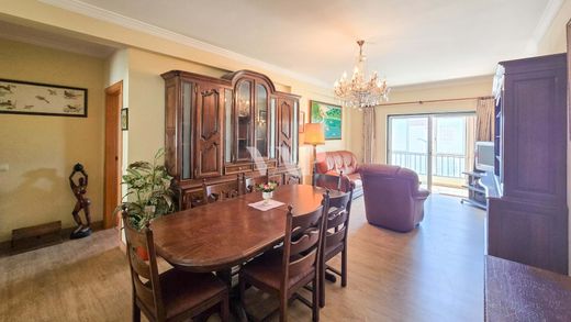 Quarteira, Louléのアパートメント