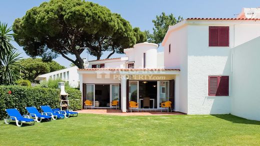 Villa in Vilamoura, Loulé