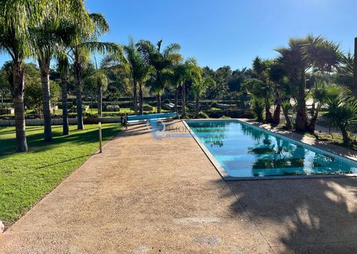 Villa in Albufeira e Olhos de Água, Albufeira