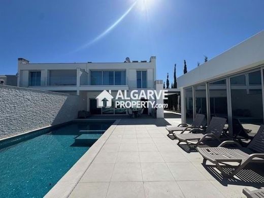 Смежная Вилла, Фару, Faro