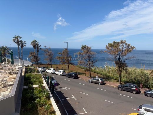 Apartment / Etagenwohnung in Funchal, Madeira