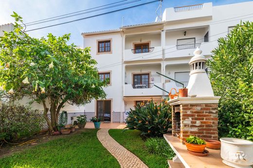 Villa in Albufeira e Olhos de Água, Albufeira Municipality