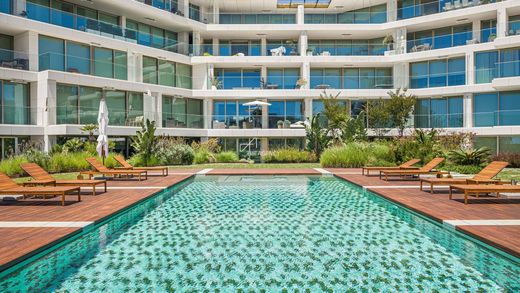 Apartment / Etagenwohnung in Cascais, Lissabon