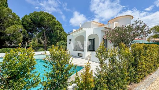 Villa in Vilamoura, Loulé