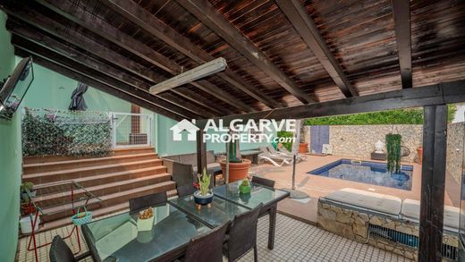 타운 하우스 / Almancil, Loulé