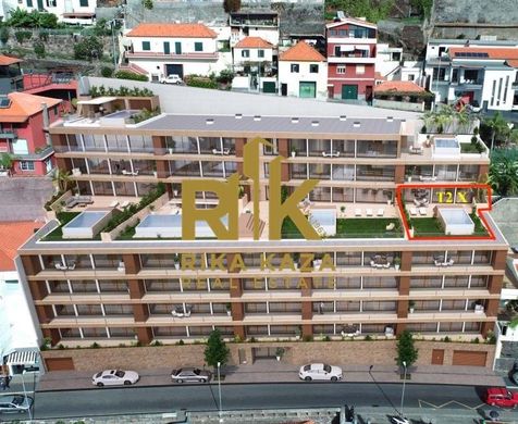 Câmara de Lobos, Madeiraのアパートメント