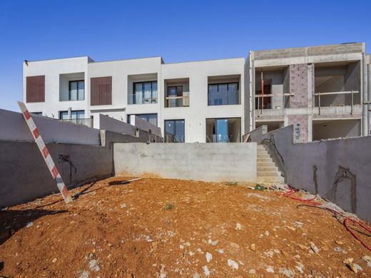 Townhouse in Ferragudo, Lagoa