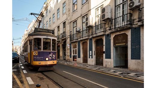 Apartment / Etagenwohnung in Lissabon, Lisbon