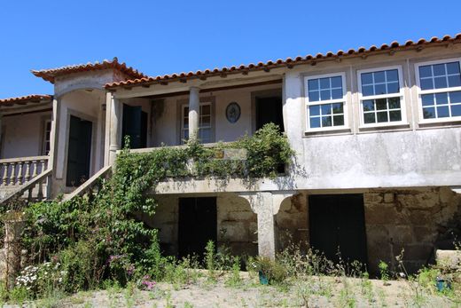 Landhaus / Bauernhof in Castelo de Paiva, Distrito de Aveiro