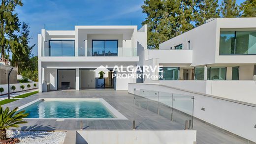 Villa in Vilamoura, Loulé