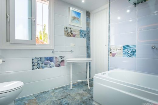 Villa in Estepona, Malaga