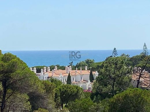 Vale do Lobo, Louléの土地