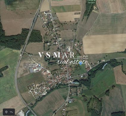 Land in Vesoul, Haute-Saône