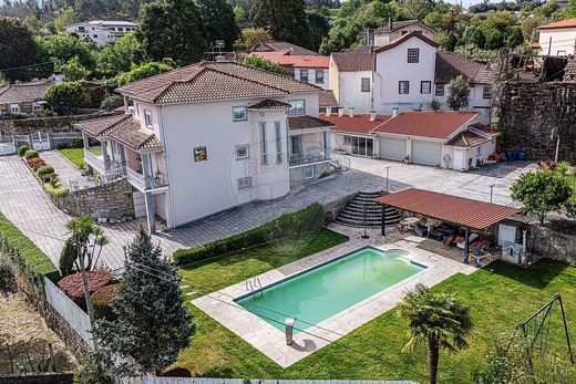 Villa in Fornos de Maceira Dão, Mangualde