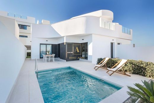 Villa in Torrevieja, Alicante