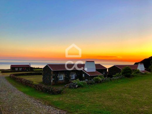 公寓楼  Angra do Heroísmo, Azores