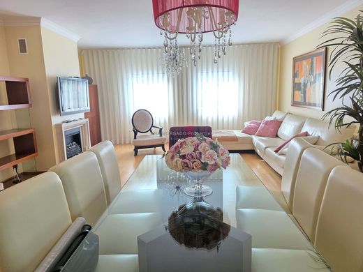 Piso / Apartamento en S.Maria e S.Miguel, S.Martinho, S.Pedro Penaferrim, Sintra