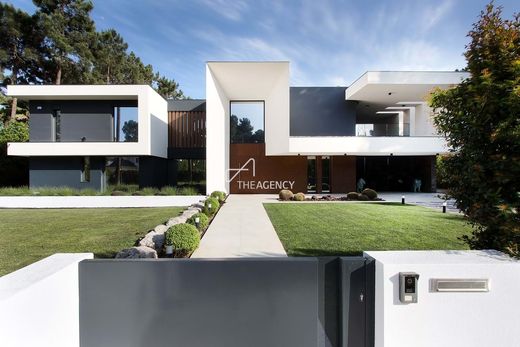 Villa in Charneca de Caparica, Almada