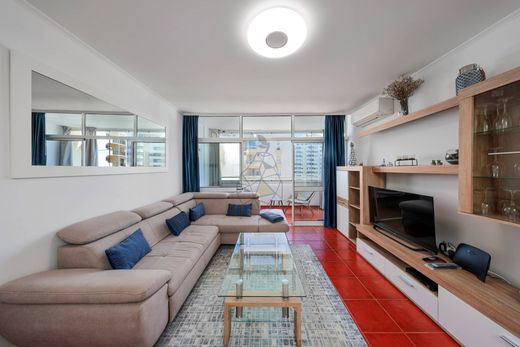 Apartamento - Praia da Rocha, Faro