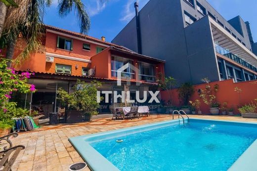 Villa - Porto Alegre, Rio Grande do Sul