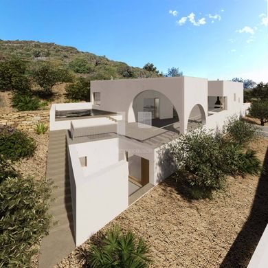 ﻓﻴﻼ ﻓﻲ لولي, Loulé