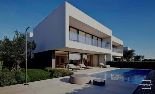 Villa Lagos, Distrito de Faro