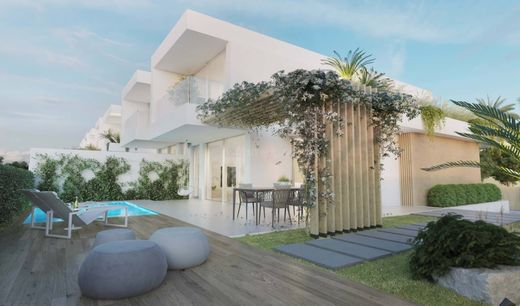 Townhouse in Faro, Distrito de Faro