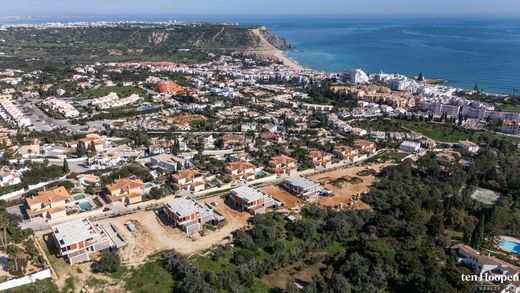 Mehrfamilienhaus in Praia Da Luz, Lagos