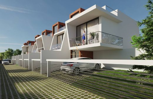 Mehrfamilienhaus in Alicante, Provinz Valencia