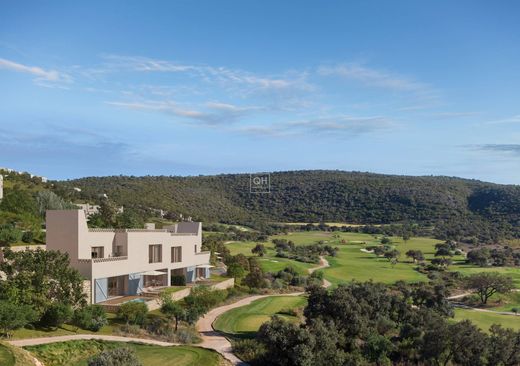 ローレ, Louléのタウンハウス