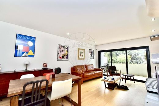 Apartment / Etagenwohnung in Cascais e Estoril, Cascais