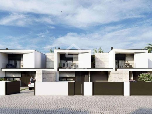 Villa in Vila Nova de Famalicão, Distrito de Braga