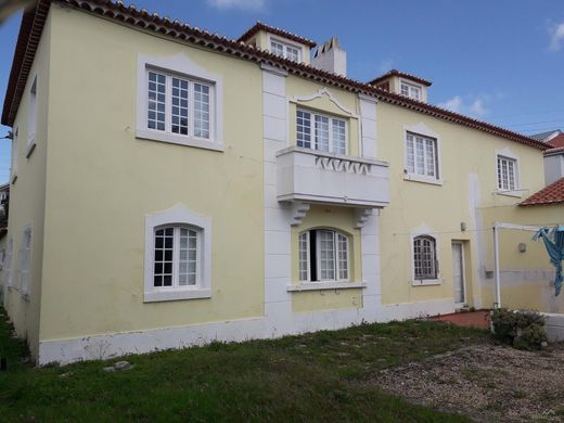 Villa in Vila Franca de Xira, Lisbon