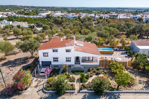 Willa w Moncarapacho e Fuzeta, Olhão