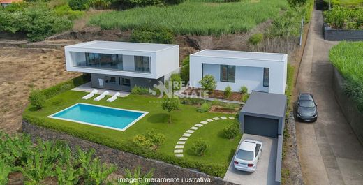 Villa in Ponta do Sol, Madeira