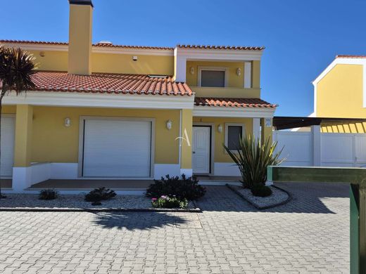 Villa in Caldas da Rainha, Distrito de Leiria