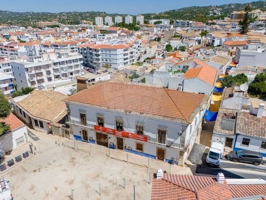 ‏בניין ב  לולה, Loulé