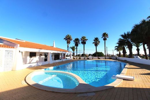 Hotel w Porches, Lagoa