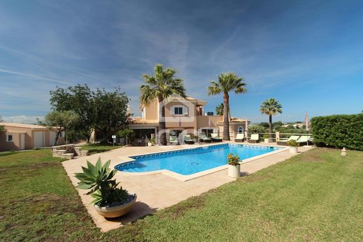 Villa in Armação de Pêra, Silves