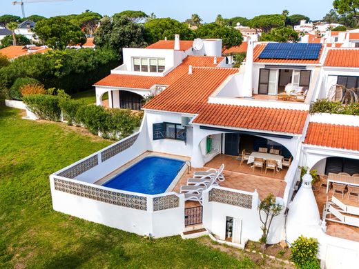 Villa in Vale do Lobo, Loulé