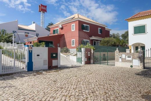 Βίλα σε Σετούμπαλ, Setúbal
