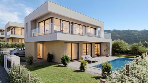 Вилла, Nazaré, Distrito de Leiria