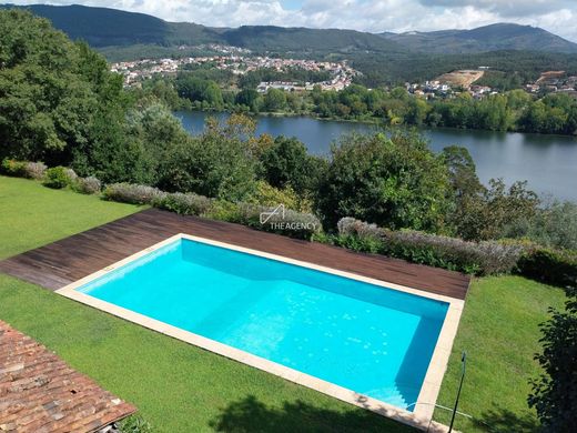 Rural or Farmhouse in Gondomar, Distrito do Porto