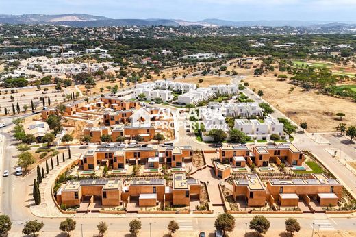 Twee-onder-een-kapwoning in Vilamoura, Loulé