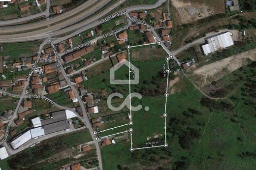 Grundstück in Paços de Ferreira, Distrito do Porto