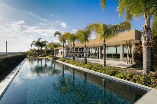 Villa in Almancil, Loulé