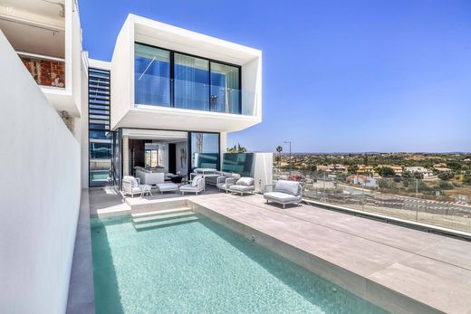 Villa in Albufeira e Olhos de Água, Albufeira Municipality